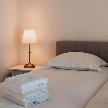 Cosy, Entre Travail Et Detente * Doncols
