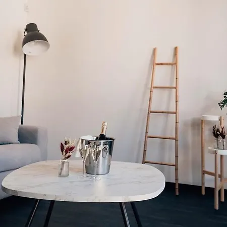 Cosy, Entre Travail Et Detente * Doncols