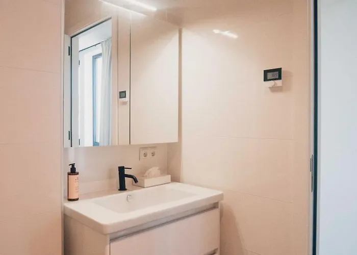 Cosy, Entre Travail Et Detente *